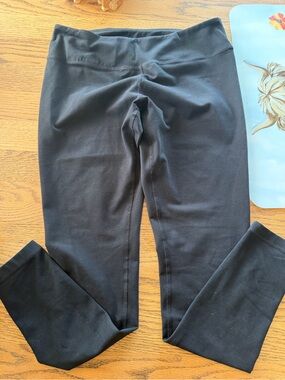 Women's Black Stretch Performance Leggings